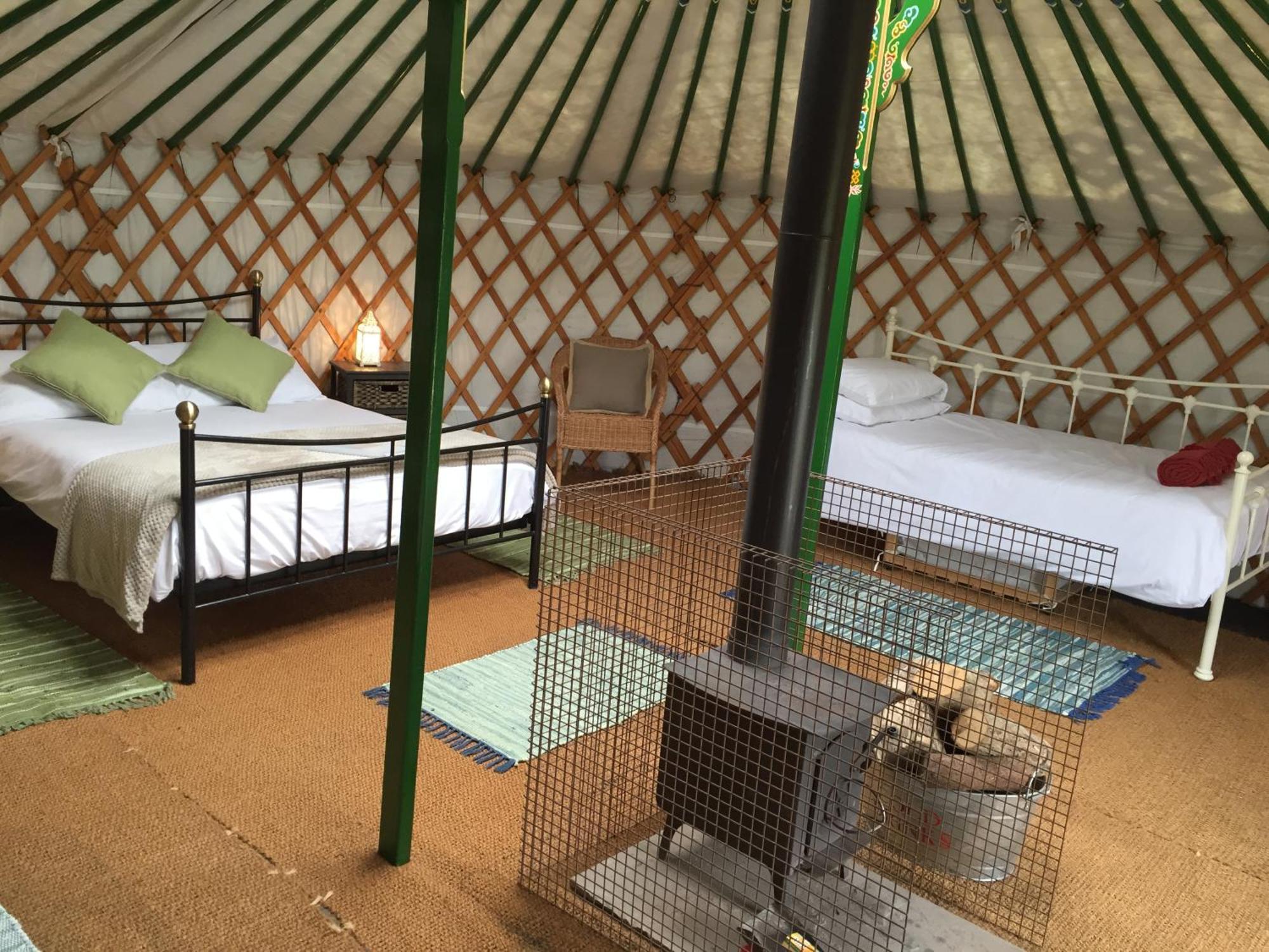 ホテル Caalm Camp Stour Provost エクステリア 写真