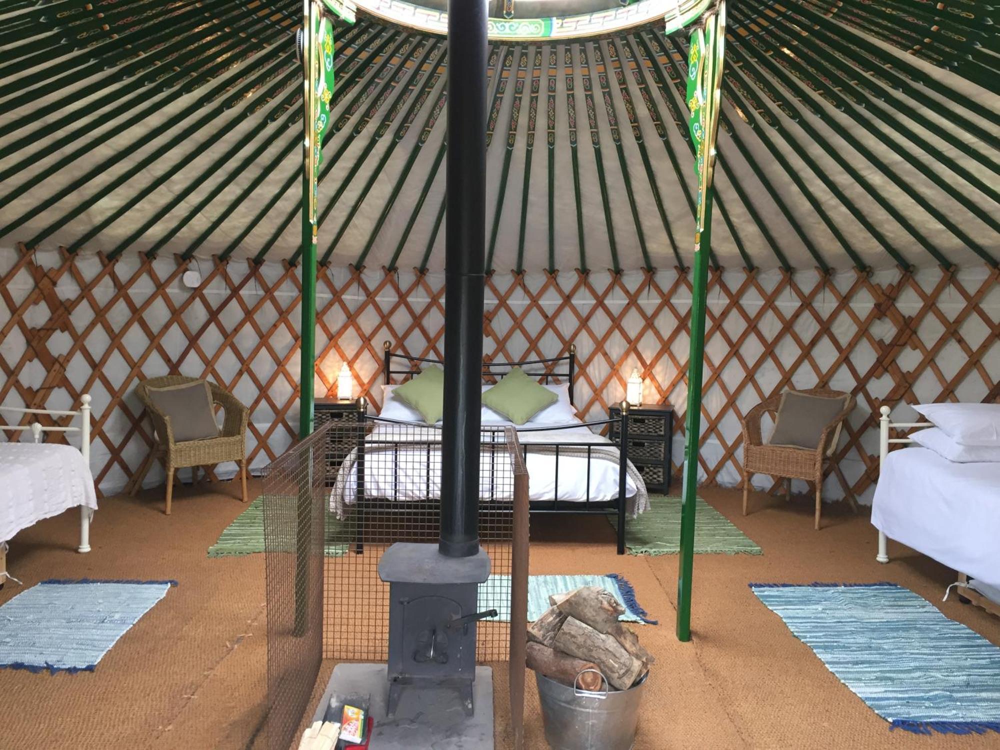 ホテル Caalm Camp Stour Provost エクステリア 写真